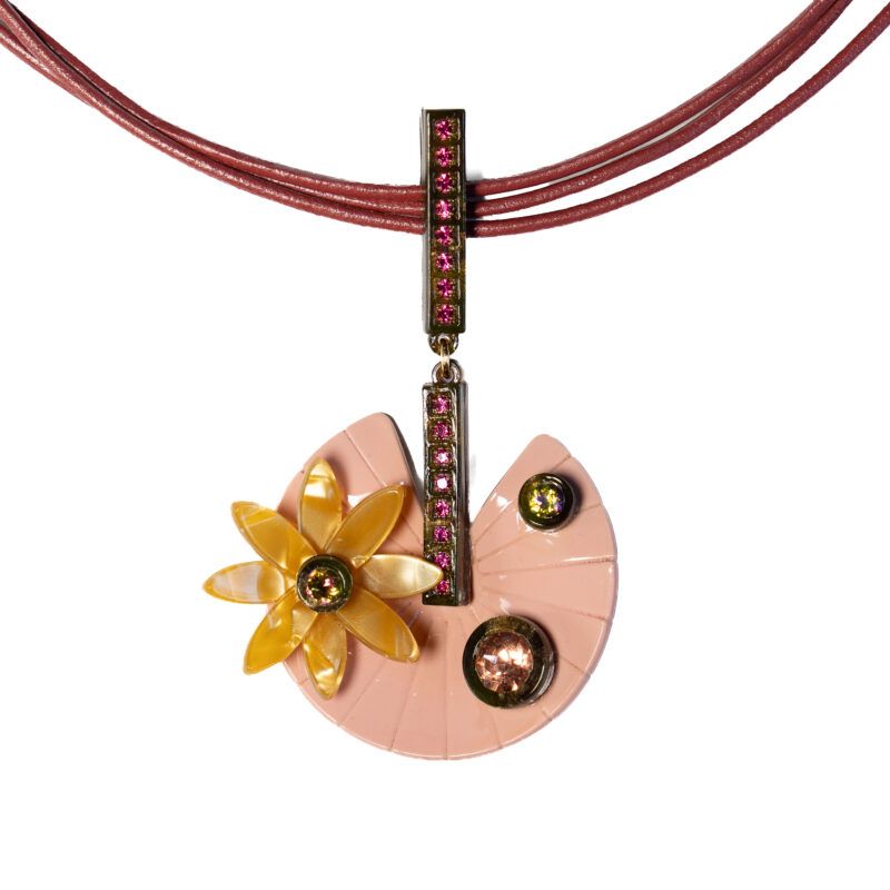 COLLAR NENÚFAR ROSA