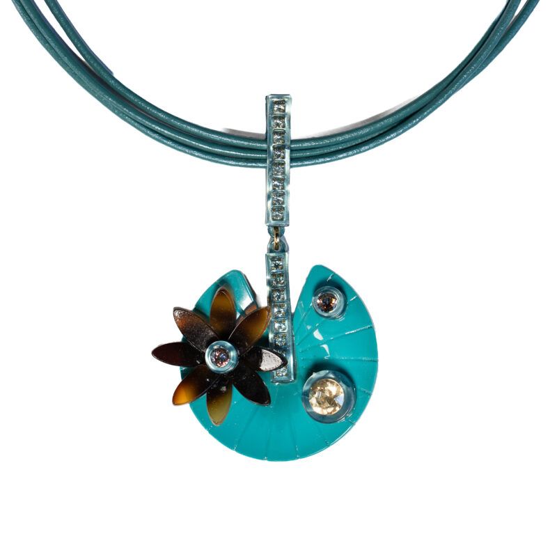 COLLAR NENÚFAR VERDE AGUA