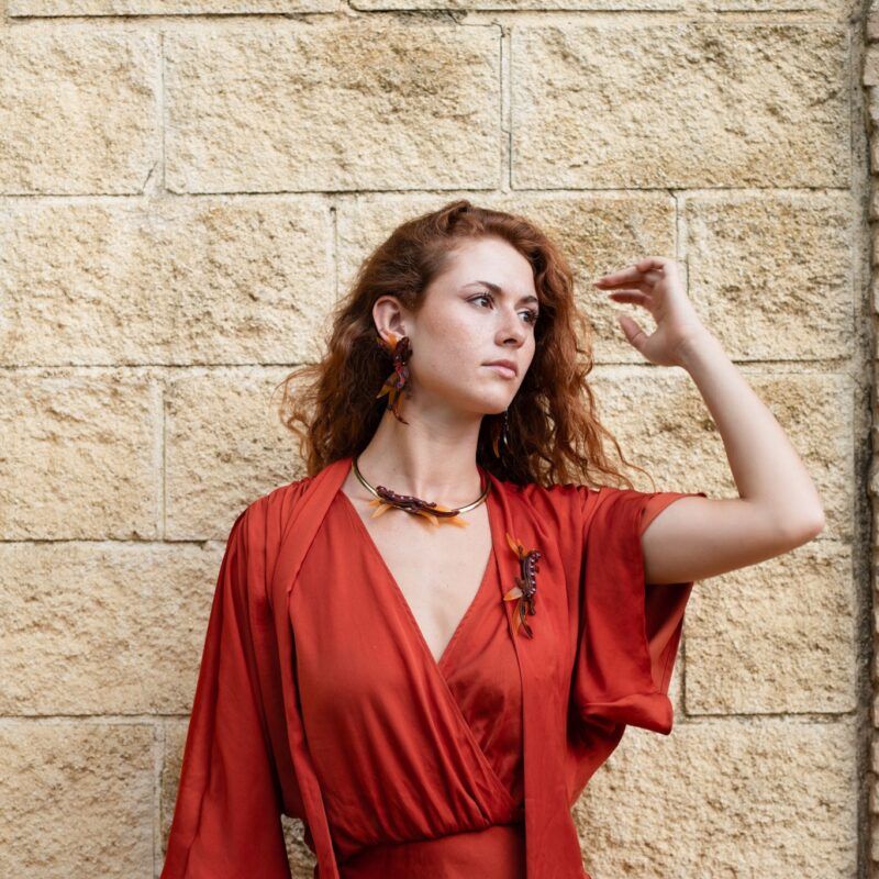 Alternative view of COLLAR LAGARTO NARANJA